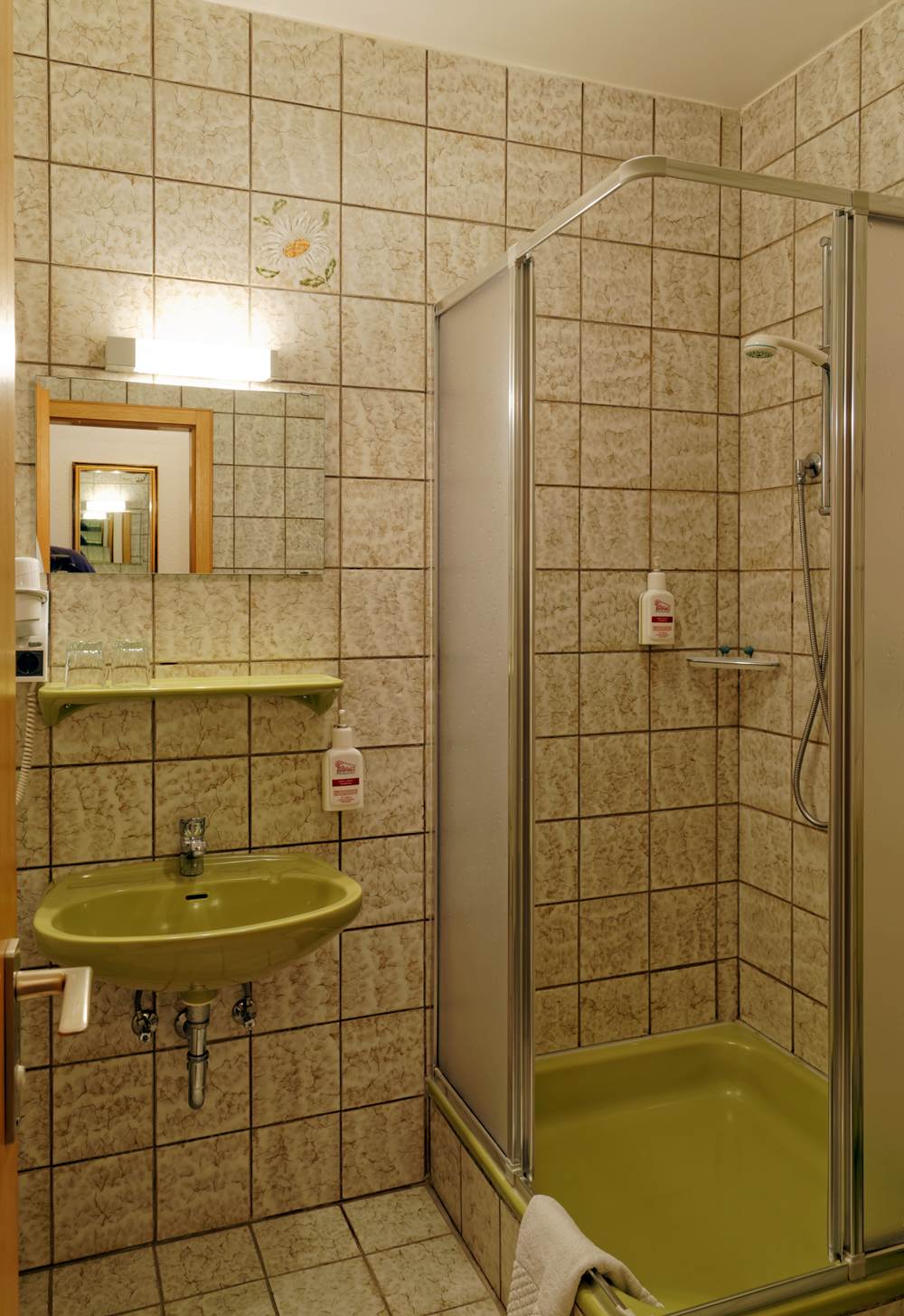 Bathroom Standard Double Romm Twin